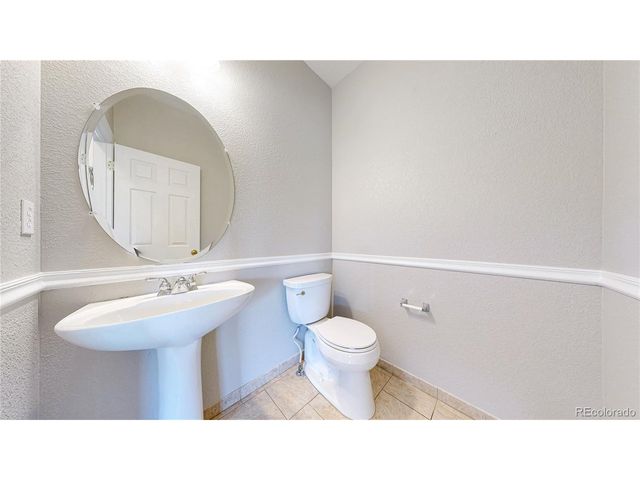 2223 E 100th Pl, Thornton, CO 80229