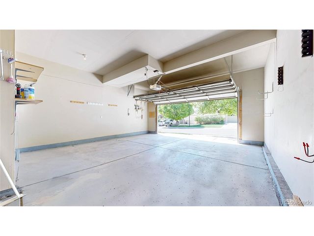 2223 E 100th Pl, Thornton, CO 80229