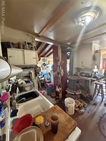 2555 E Cohoctah Road, Deerfield Township, MI 48855