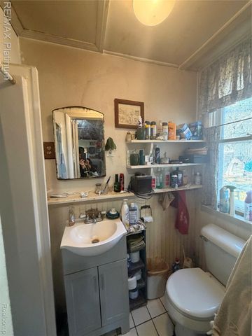 2555 E Cohoctah Road, Deerfield Township, MI 48855