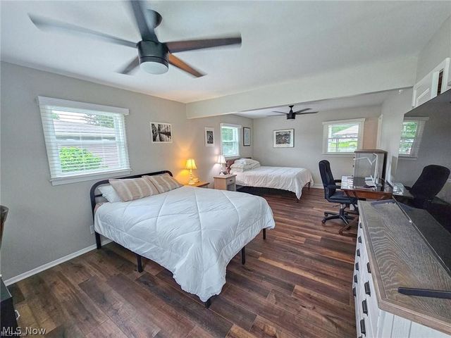 523 Janet Drive, Canfield, OH 44406