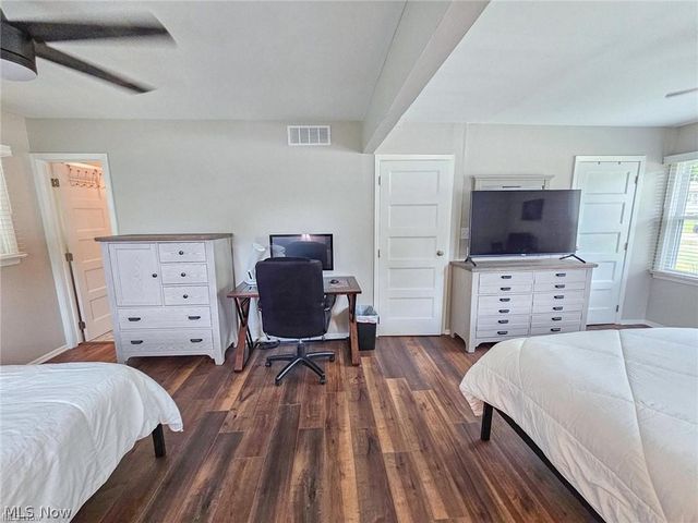 523 Janet Drive, Canfield, OH 44406