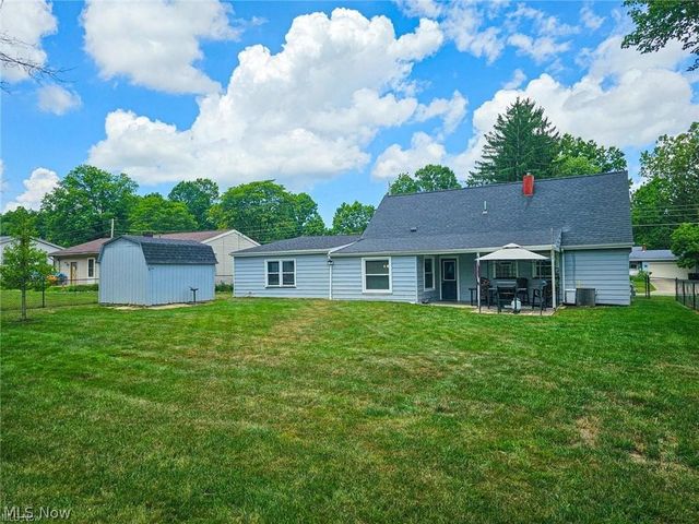 523 Janet Drive, Canfield, OH 44406