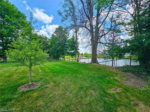 523 Janet Drive, Canfield, OH 44406