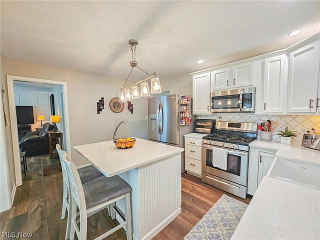 523 Janet Drive, Canfield, OH 44406