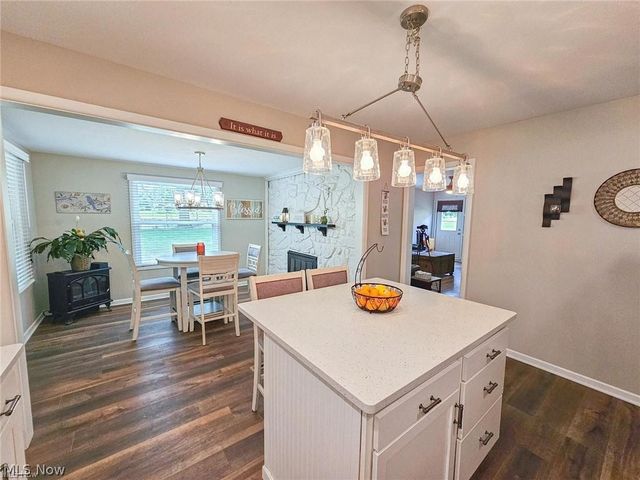 523 Janet Drive, Canfield, OH 44406