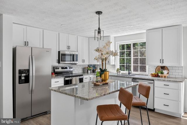 8601 BRIARWOOD CT, Laurel, MD 20708