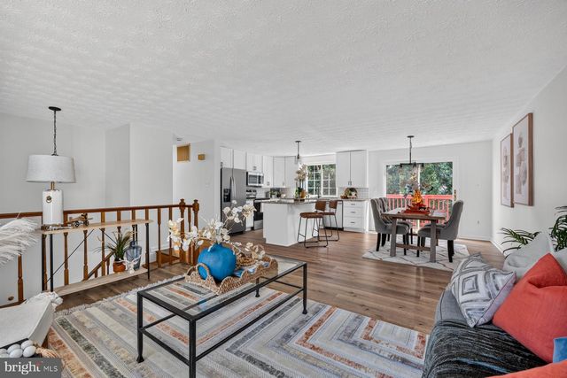 8601 BRIARWOOD CT, Laurel, MD 20708