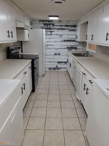 1 Duffers Court, Kennesaw, GA 30144