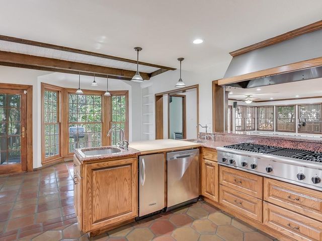 3607 Ripple Creek DR, Austin, TX 78746