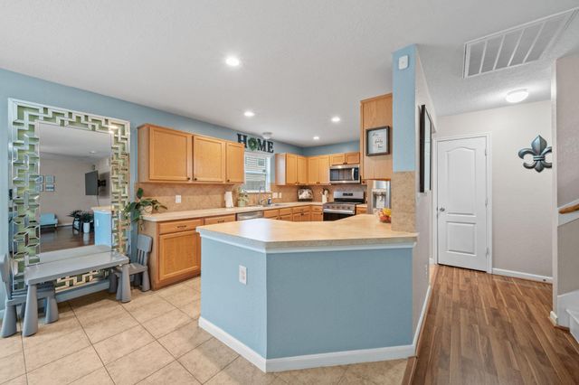 2903 Valiant Scene Court, Houston, TX 77038