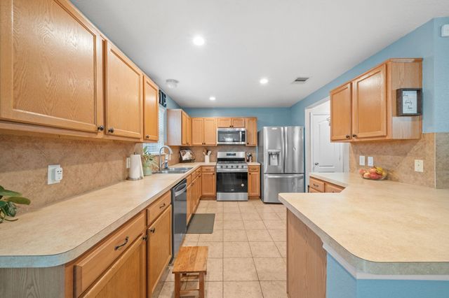 2903 Valiant Scene Court, Houston, TX 77038