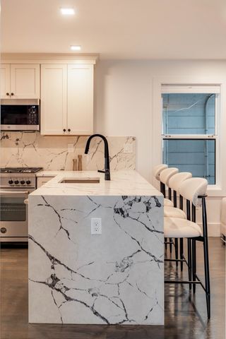 74 Moreland St 2, Somerville, MA 02145