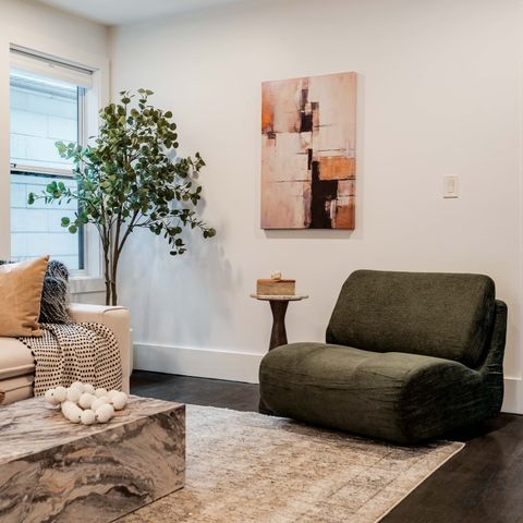 74 Moreland St 2, Somerville, MA 02145