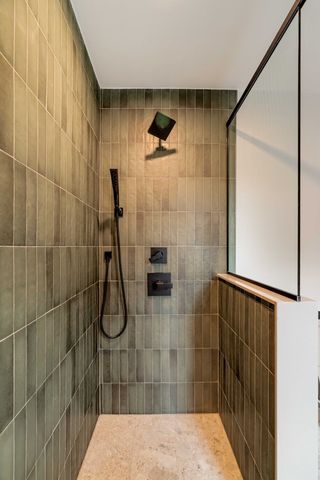 74 Moreland St 2, Somerville, MA 02145