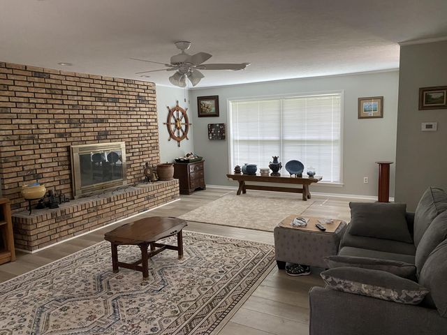 190 Charles Pl, Deridder, LA 70634