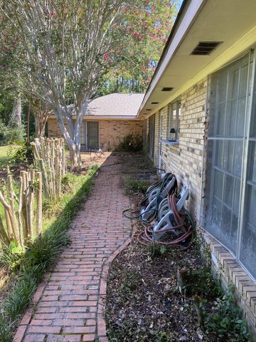 190 Charles Pl, Deridder, LA 70634