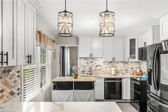 6216 Antioch ST, Virginia Beach, VA 23464