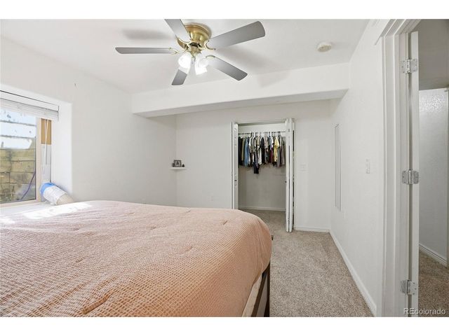 100 Wolf Creek Trl, Broomfield, CO 80020