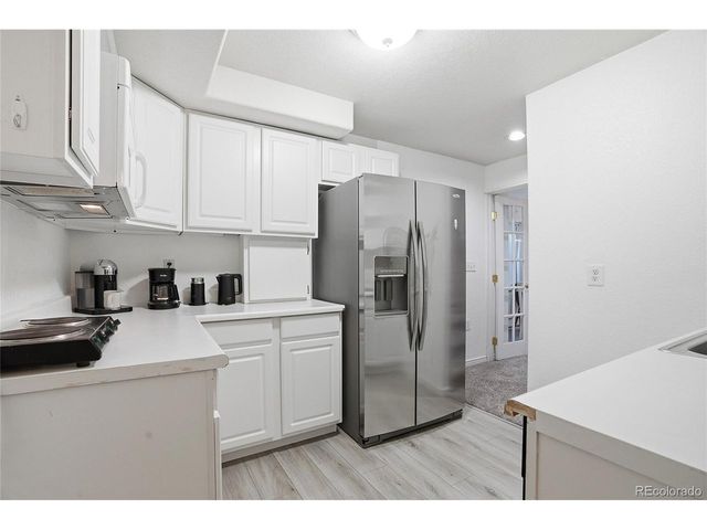 100 Wolf Creek Trl, Broomfield, CO 80020