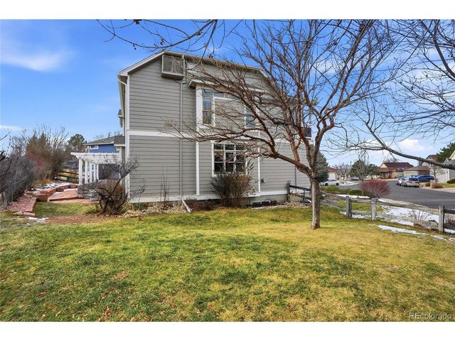 100 Wolf Creek Trl, Broomfield, CO 80020