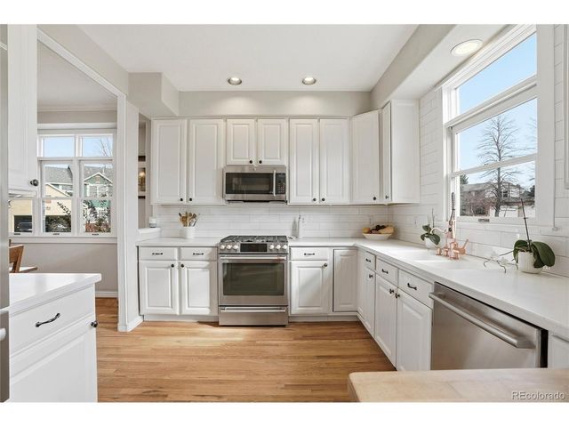 100 Wolf Creek Trl, Broomfield, CO 80020