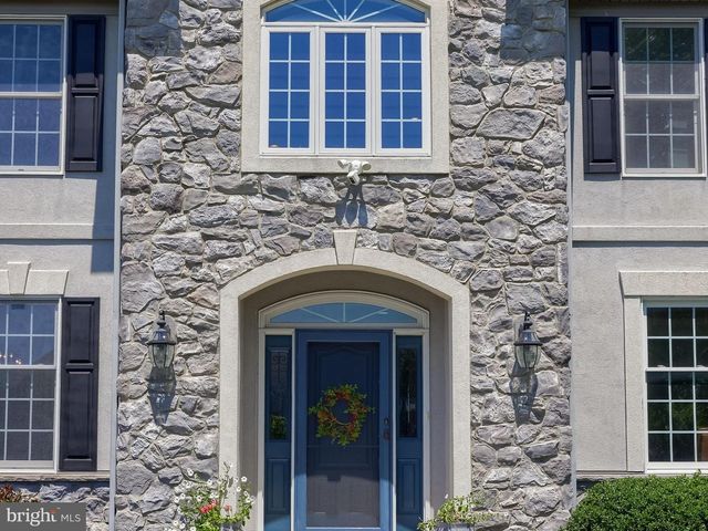 309 CHADWYCK LN, Lititz, PA 17543