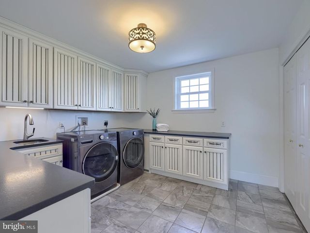 309 CHADWYCK LN, Lititz, PA 17543