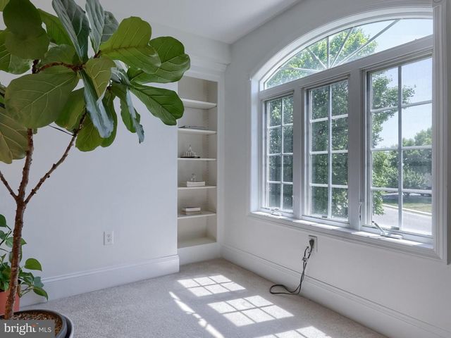309 CHADWYCK LN, Lititz, PA 17543