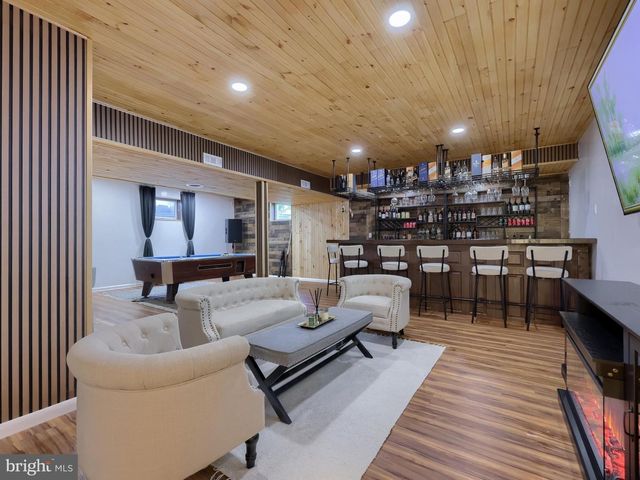 309 CHADWYCK LN, Lititz, PA 17543
