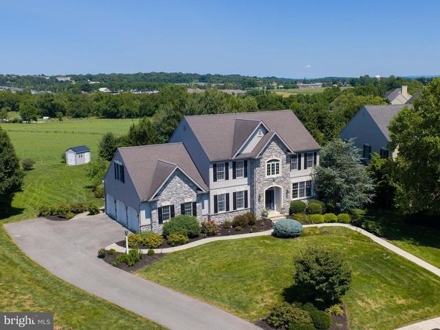 309 CHADWYCK LN, Lititz, PA 17543