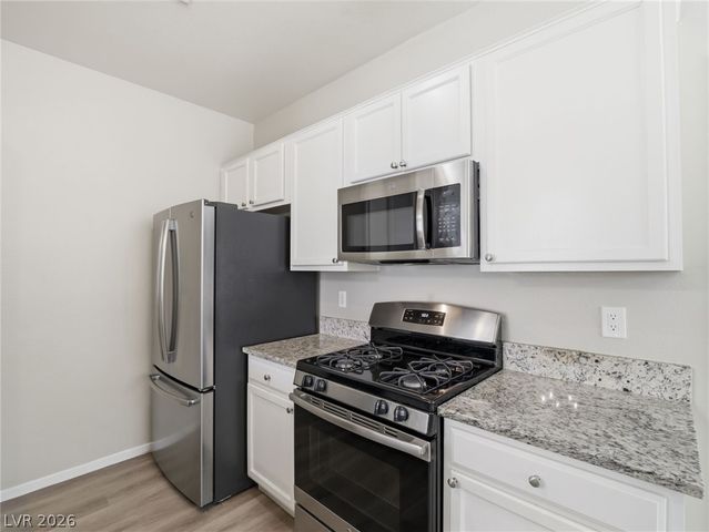 245 Vertigo Tulip Court, Las Vegas, NV 89106