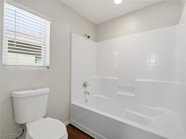 245 Vertigo Tulip Court, Las Vegas, NV 89106