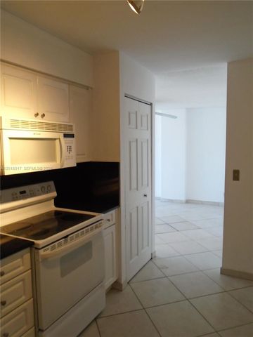 6770 Indian Creek Dr 6R, Miami Beach, FL 33141