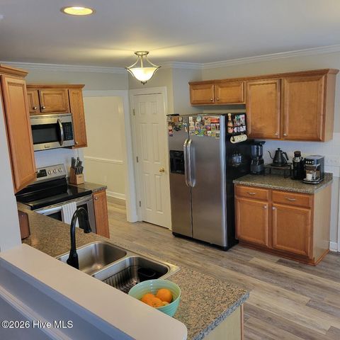 451 Tucker Road, Grimesland, NC 27837