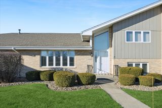 18230 Tennessee Lane 220, Orland Park, IL 60467