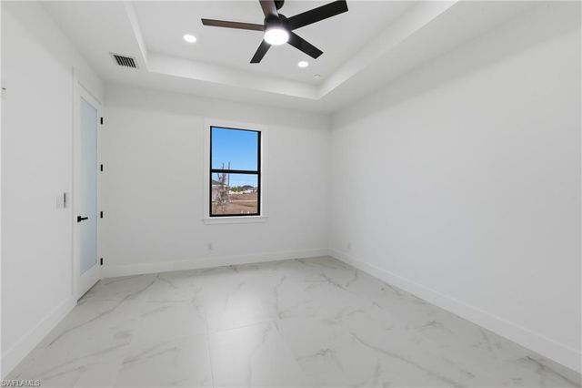 3919 NW 40Th ST, Cape Coral, FL 33993