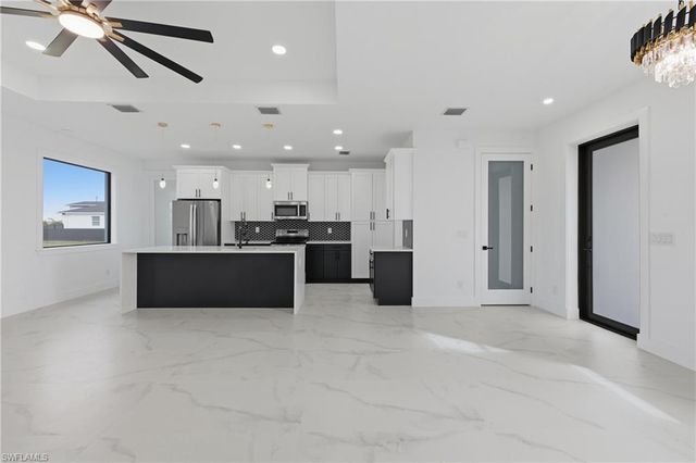 3919 NW 40Th ST, Cape Coral, FL 33993