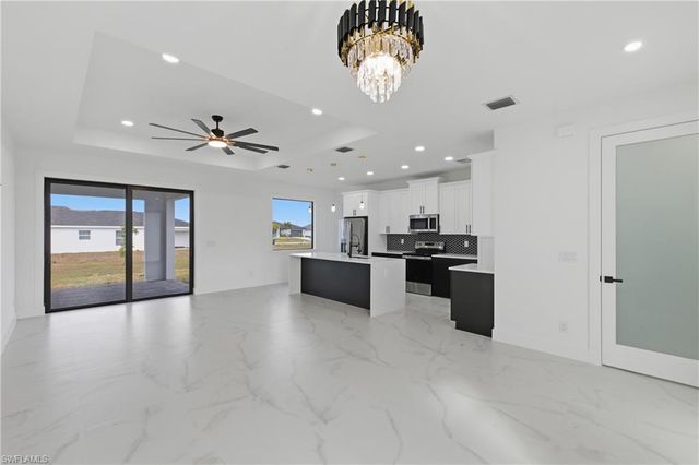 3919 NW 40Th ST, Cape Coral, FL 33993