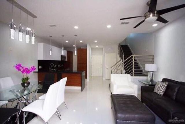 2210 E 1st Street 12, Mission, TX 78572