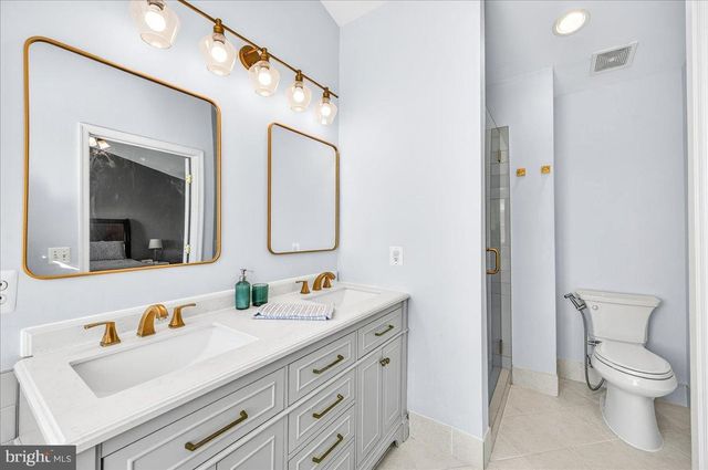 5213 PRAIRIE WILLOW LN, Centreville, VA 20120