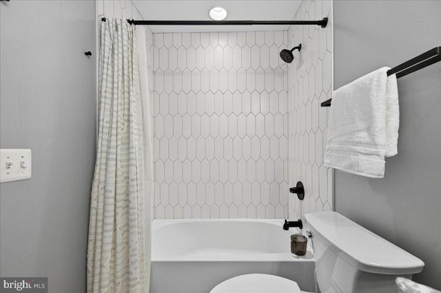 5213 PRAIRIE WILLOW LN, Centreville, VA 20120