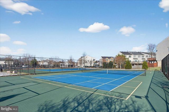 5213 PRAIRIE WILLOW LN, Centreville, VA 20120