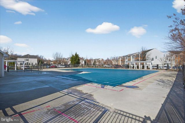 5213 PRAIRIE WILLOW LN, Centreville, VA 20120