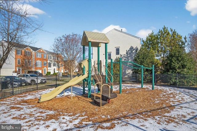 5213 PRAIRIE WILLOW LN, Centreville, VA 20120