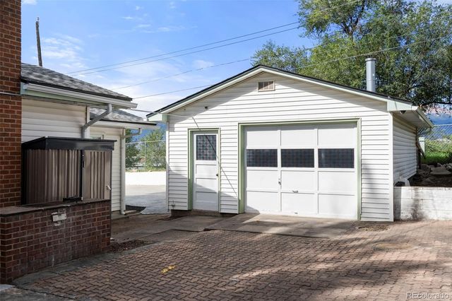 1226 Holmes Drive, Colorado Springs, CO 80909