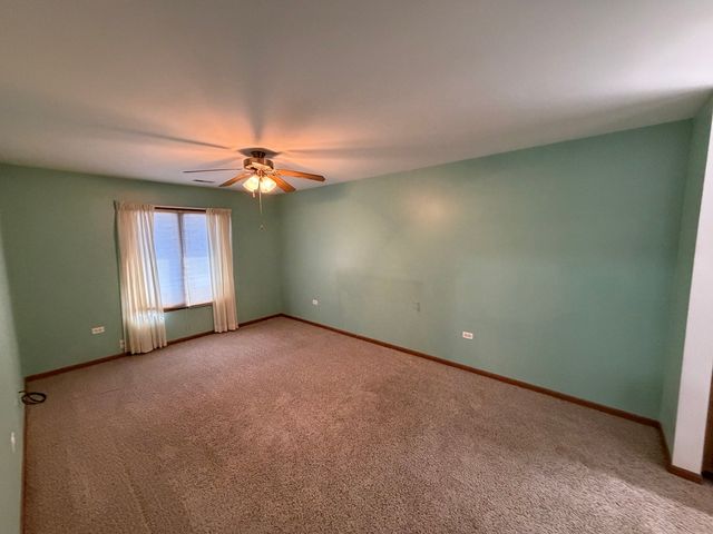 2530 Par Four Court C, Joliet, IL 60436