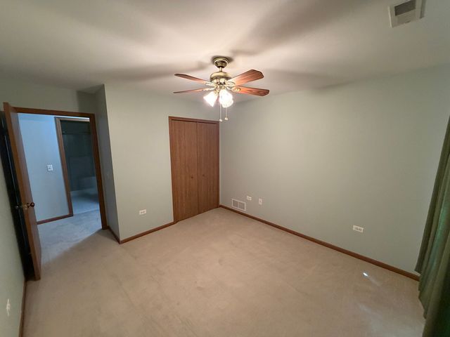 2530 Par Four Court C, Joliet, IL 60436