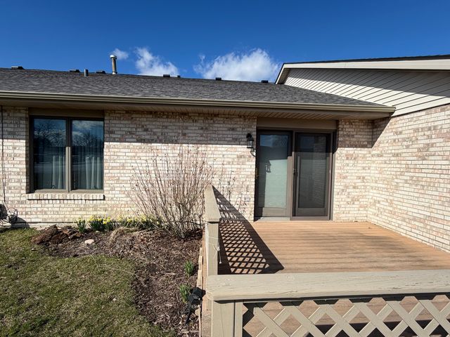 2530 Par Four Court C, Joliet, IL 60436