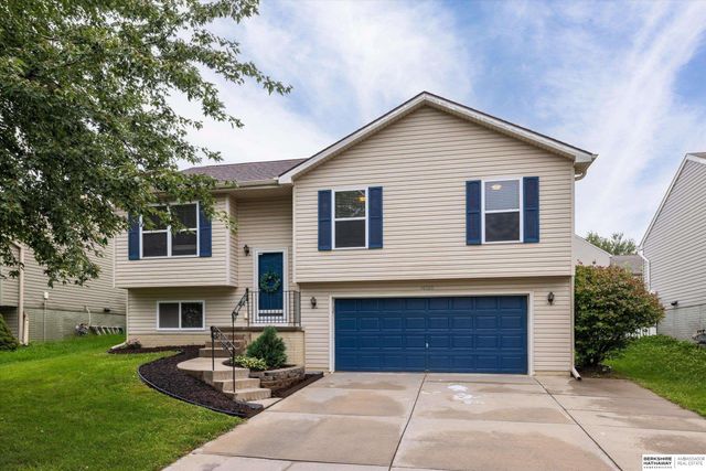 14528 Grebe Street, Bennington, NE 68007